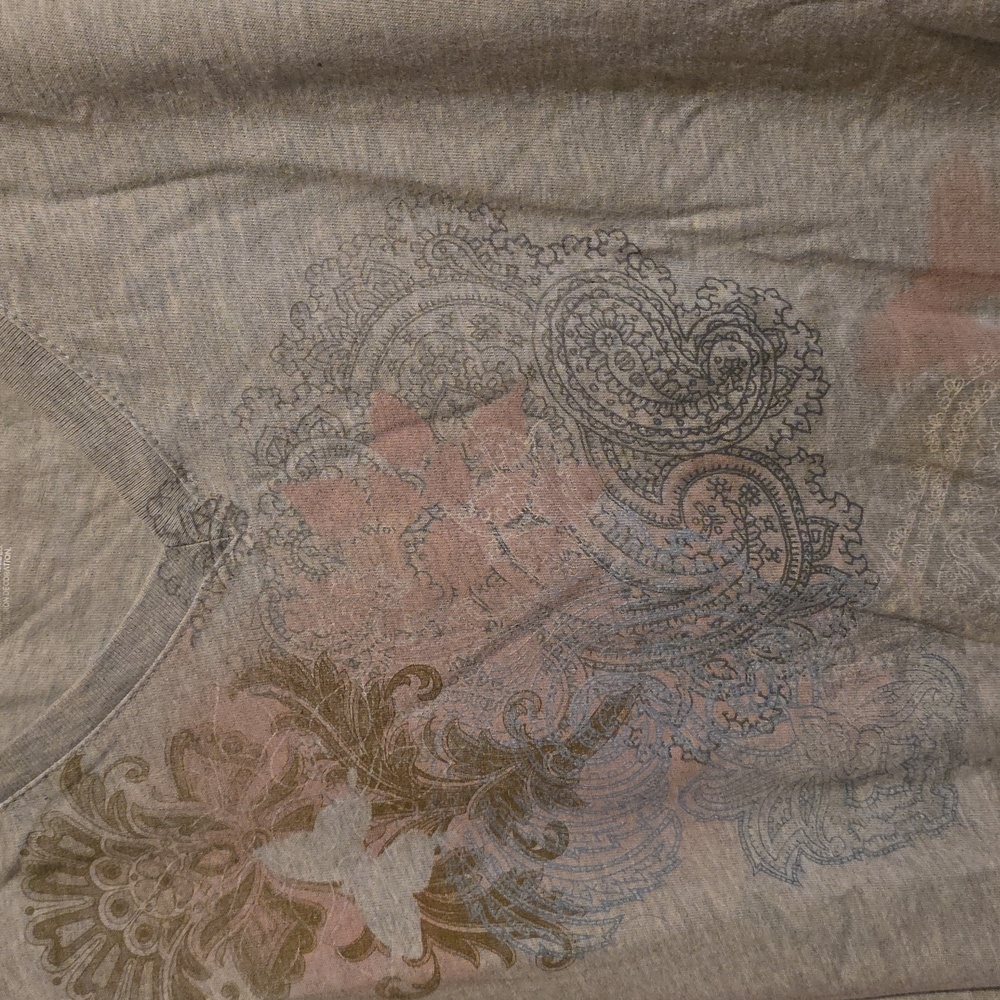 Elegant Gray V-Neck Women's Tee - Picture 2 of 2